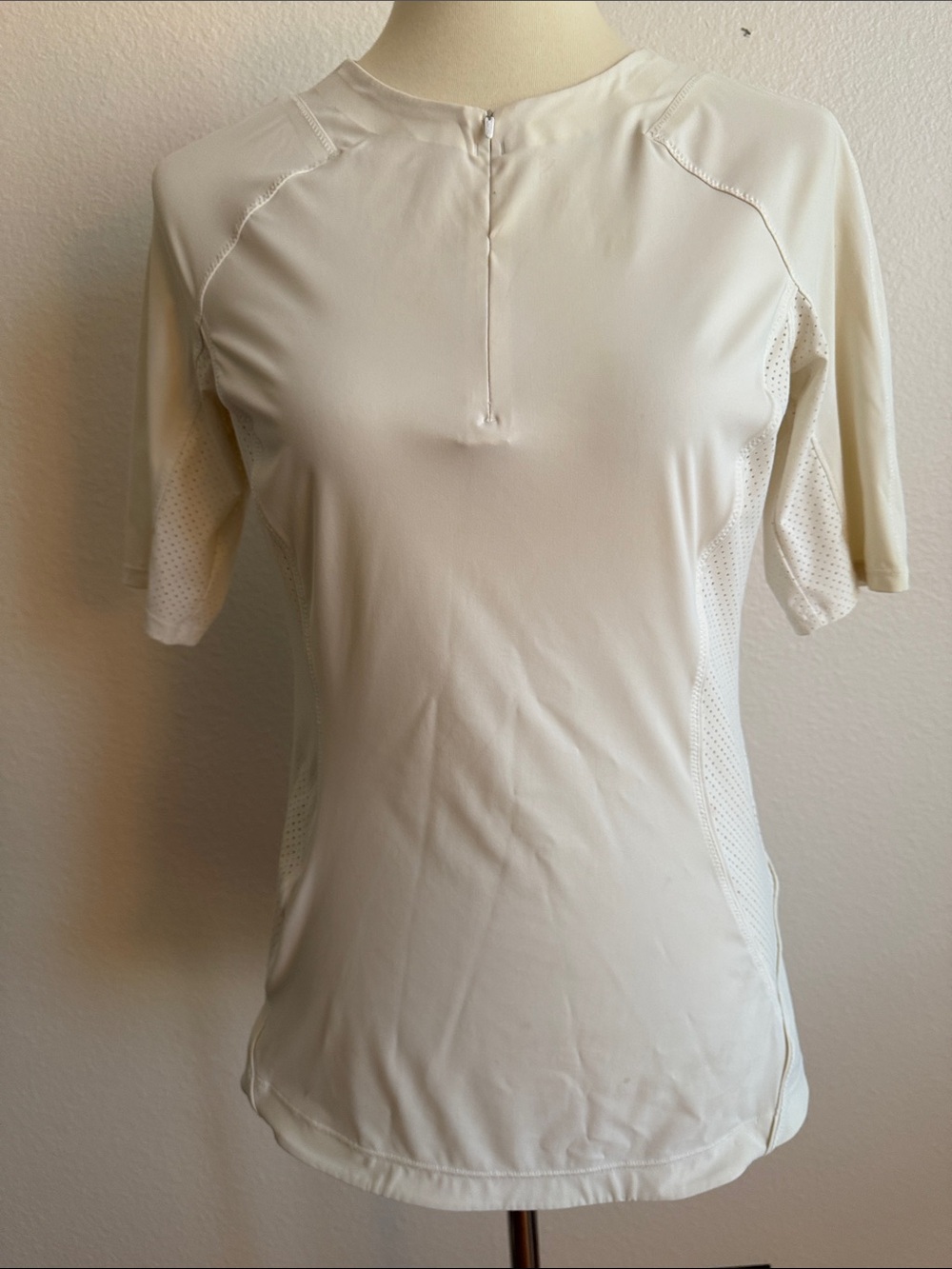 Athleta Cream Short-Sleeve Performance Tee